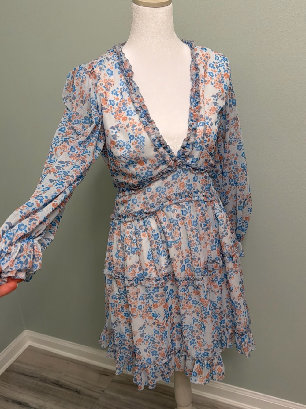 SHEIN Blue and Cream Floral Ruffle V-Neck Tiered Mini Dress